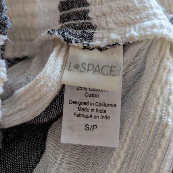 L SPACE Izzy cover up swim small - Picture 12 of 16